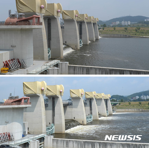 [공주=뉴시스]강종민 기자 = 지난 2017년 6월1일 오후 충남 공주시 금강 공주보가 수문을 개방하는 뫃습.(사진 아래) 쪽 사진은 수문 개방 전 공주 보 모습. 2017.06.03. ppkjm@newsis.com