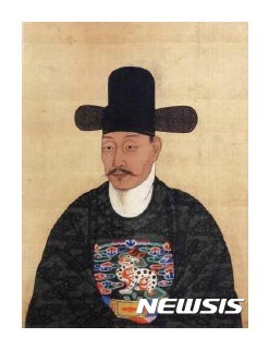 【서울=뉴시스】 '조완 반신상半身像' 《登俊詩武科圖像帖》, 1774년, 비단에 수묵채색,47x35.2cm, 국립중앙박물관 소장