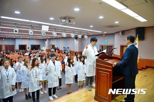 올해 약대 입학시험 신청 1만5949명…전년比 1.5%↓