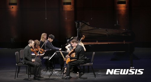 【서울=뉴시스】 선우예권, 한국인 최초 '반 클라이번 콩쿠르' 우승자. 2017.06.11. (사진 = 목프로덕션 제공) photo@newsis.com 