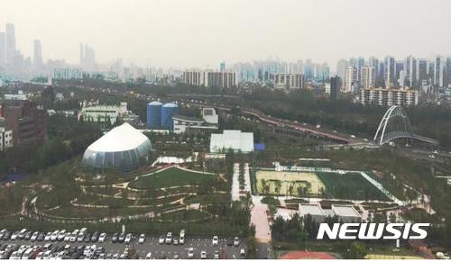 '악취나던' 탄천물재생센터, 공원으로 재탄생···19일 개방