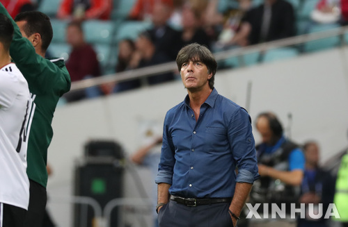 멕시코전 패배 뢰브 감독 "조별리그 통과 문제 없다"&nbsp; 