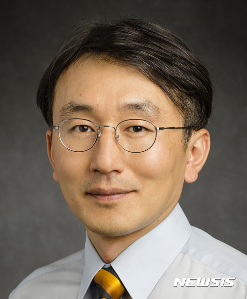 【대전=뉴시스】 김남승 미국 일리노이대 어바나-샴페인캠퍼스(UIUC) 컴퓨터공학과 교수. (사진=KAIST 제공)