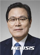 【서울=뉴시스】문재인 대통령은 3일 오후 금융위원회 위원장에 최종구 한국수출입은행장을 내정했다. 2017.07.03. (사진=청와대 제공)photo@newsis.com