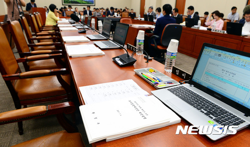 환노위, 31일 전체회의···근로시간 단축·버스기사 연장근로 제한 논의