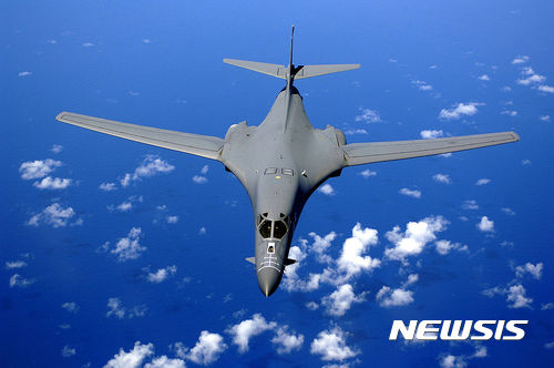 【서울=뉴시스】 미 공군 B-1B 전략폭격기 모습.(사진출처:위키피디아) 2017.07.07. 