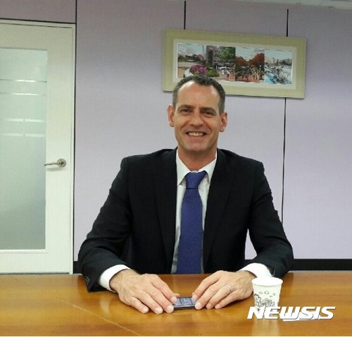 【서울=뉴시스】르 메르디앙 서울, 첫 총지배인에 선임된 ‘마타인 삭스’. 사진=르 메르디앙 제공