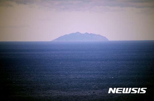 세계문화유산등재 日 오키노시마 女 방문 못해