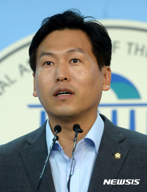 【서울=뉴시스】이영환 기자 = 손금주 국민의당 수석대변인. 2017.07.16. 20hwan@newsis.com