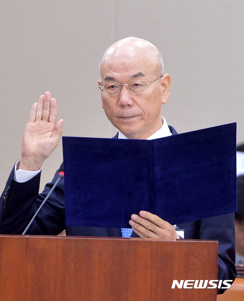 【서울=뉴시스】이효성 방송통신위원회 위원장 