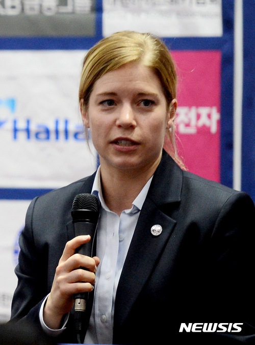 【서울=뉴시스】 세라 머레이 감독