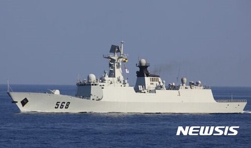 지부티서 중국 군함에 일본 자위대 잠수부 접근 소동