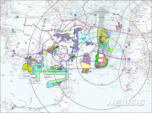  【부산=뉴시스】허상천 기자 = 부산시와 부산진해경제자유구역청은 3일 강서구 명지동 일원 명지지구 예비지 개발에 필요한 175만9000㎡ 규모의 개발제한구역 해제를 고시했다고 밝혔다. 2017.08.03. (위치도 = 부산시 제공) photo@newsis.com