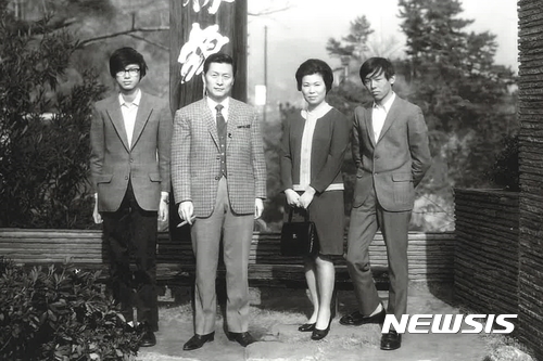 장성한 두 아들과 신격호