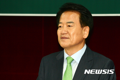 【광주=뉴시스】류형근 기자 = 국민의당 정동영 의원. 2017.08.23. hgryu77@newsis.com