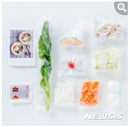 【서울=뉴시스】 일본 편의점 체인 로손이 인터넷으로 판매하는 간편 조리식품 '밀키트'의 조리 전 사진. (사진출처: 일본 로손 홈페이지 캡쳐) 2017.08.28.