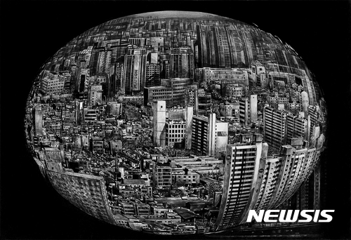 【서울=뉴시스】윤세희, 물방울의 정렬, 2006, 드라이포인트, 60x60cm, AP, 작가 소장