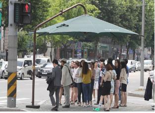 서울 폭염 피해 작년보다 덜했다···온열환자 106명 작년비 64명↓, 사망자는 '0'&nbsp; 