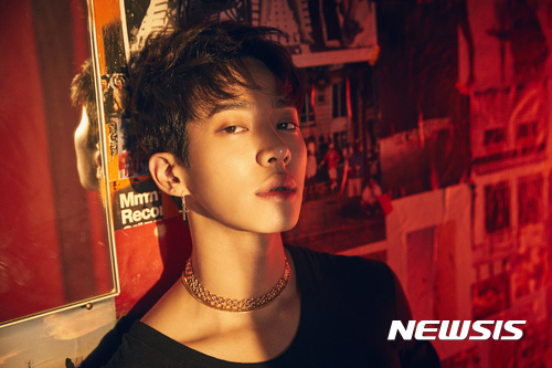 【서울=뉴시스】 이기광, 하이라이트 멤버 겸 솔로가수. 2017.09.04. (사진 = 어라운드어스 제공) photo@newsis.com 