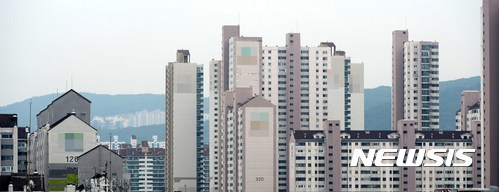 【성남=뉴시스】경기도 성남시 분당구의 아파트 밀집지역 모습. 2020.05.07.