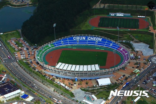 【춘천=뉴시스】 프로축구 강원FC의 홈구장인 춘천 송암종합운동장. (사진=강원FC 제공)