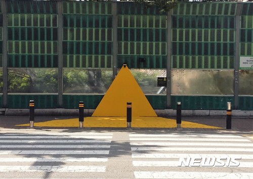 '스쿨존 교통사고 예방'…옐로카펫 가이드라인