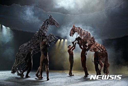 【서울=뉴시스】 '워 호스' 2017.09.15. (사진 = Brinkhoff & M-enburg 제공) photo@newsis.com 