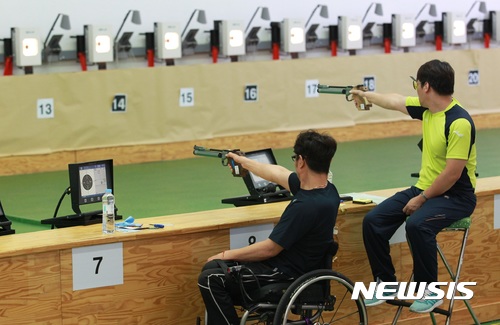 【청주=뉴시스】전국장애인체육대회 사격 경기 모습. (사진=뉴시스 DB) photo@newsis.com