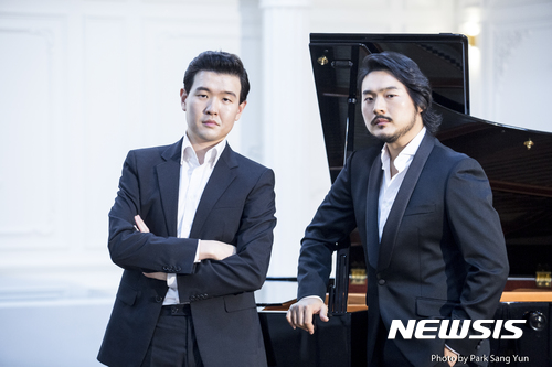【서울=뉴시스】 피아니스트 한상일 & 바리톤 이응광. 2017.09.18. (사진 = 봄아트프로젝트 제공) photo@newsis.com 
