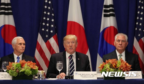 【뉴욕(미국)=뉴시스】전신 기자 = 도널드 트럼프 미 대통령이 21일(현지시각) 미국 뉴욕 롯데 팰리스 호텔에서 열린 한-미-일 정상 업무오찬에서 모두발언하고 있다. 2017.09.22.&nbsp; photo1006@newsis.com