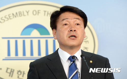 【서울=뉴시스】홍효식 기자 = 더불어민주당 기동민 의원. 2017.09.24. yesphoto@newsis.com