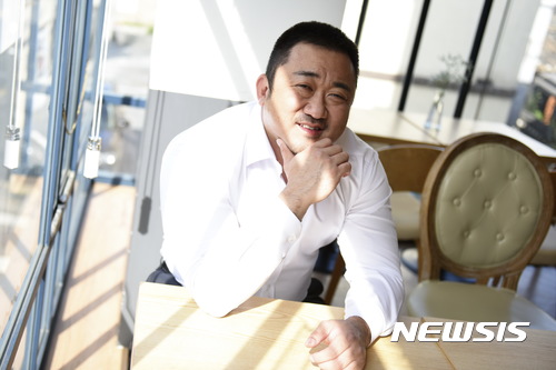 배우 마동석.