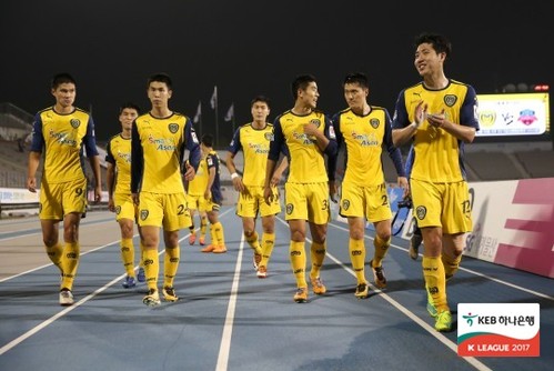 아산 무궁화 선수단.(사진: 프로축구연맹 제공)