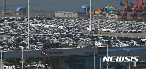 최대 車시장 중국서 '맥 못추는' 한국…3년째 내리막