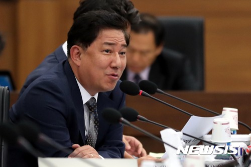 【서울=뉴시스】조성봉 기자 = 더불어민주당 김병기 의원. 2017.10.16.suncho21@newsis.com