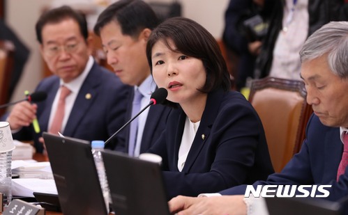 자유한국당 전희경 의원 "평창올림픽 심판 오심 대응 매뉴얼 필요"