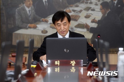 금리인상 임박?…금통위원 3명 "조만간 올려야"