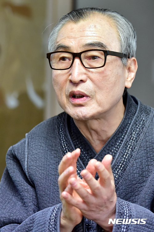 【수원=뉴시스】김경호 기자= 26일 경기 아주대학교 율곡관에서 열리는 '세계평생교육 명예의 전당'에 헌액되는 정지웅 서울대 명예교수. 