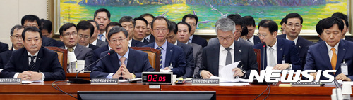 부산이전 3개 금융공공기관 지역인재 채용률 저조