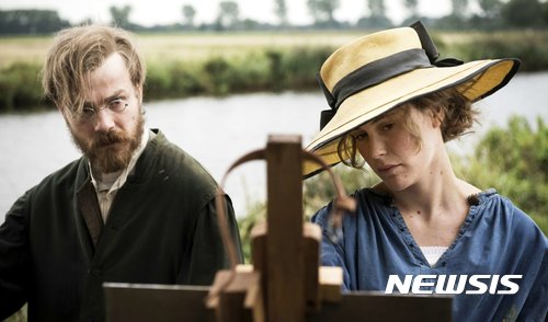 스크린에서 되살린 명화와 화가 …'러빙 빈센트' '파울라'