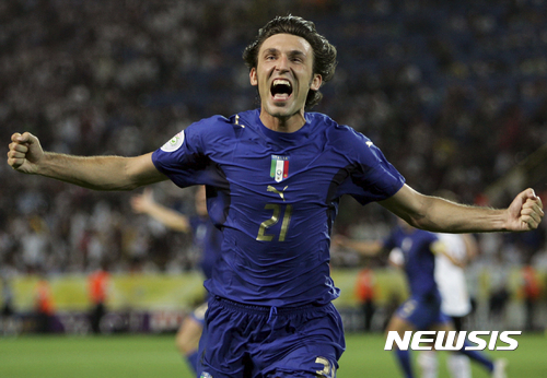 '발로 말하는' 이탈리아 미드필더 피를로, 현역 은퇴 선언 