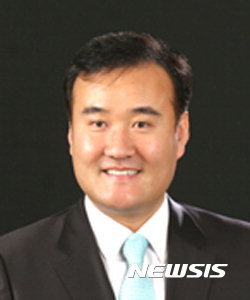 '아내 폭행 사망' 전 김포시의장 구속… "도주 우려"