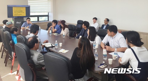 【충주=뉴시스】충주시SNS작가단. (사진=충주시 제공) photo@newsis.com