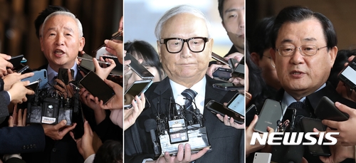 【서울=뉴시스】(왼쪽부터)남재준-이병호-이병기 전 국정원장