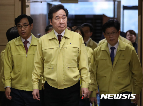 【서울=뉴시스】고승민 기자 = 이낙연 국무총리. 2017.11.15. (사진=뉴시스DB) kkssmm99@newsis.com