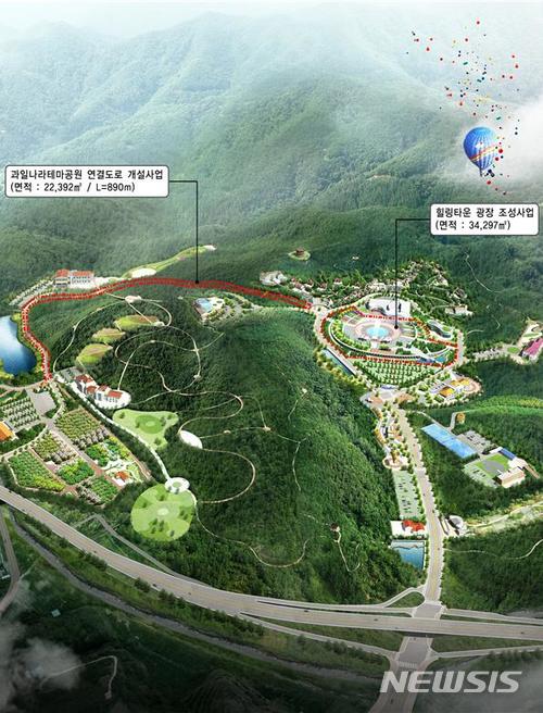 【영동=뉴시스】이성기 기자 = 충북 영동군은 영동읍 매천리 레인보우힐링타운 내 광장 조성, 과일나라테마공원 연결도로 건설, 힐링관광지 입구 관문 설치 등의 사업을 내년부터 본격적으로 추진한다고 27일 밝혔다. 사진은 이들 사업의 위치도다.2017.11.27(사진=영동군 제공) sklee@newsis.com