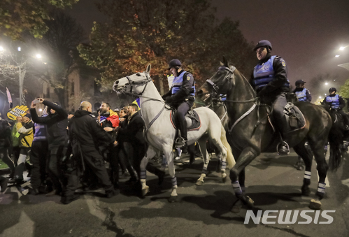 루마니아서 악법반대 전국 시위..고위층 부패처벌약화 이유