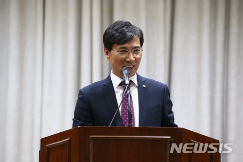 【서울=뉴시스】 안희정 전 충남도지사.