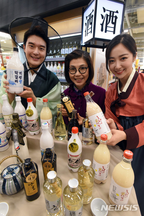 홈플러스, 전국 유명 전통주 16종 판매…우리술 지원사격