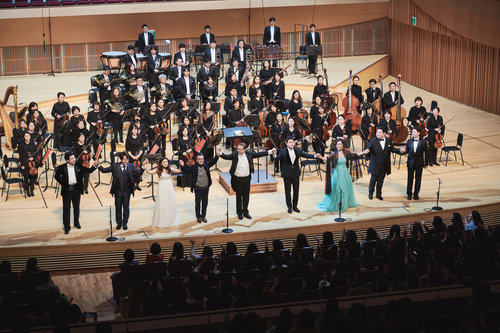 【서울=뉴시스】 콘서트 오페라 '람메르무어의 루치아' 커튼콜. 2017.12.03. (사진 = 아트앤아티스트 제공) photo@newsis.com 